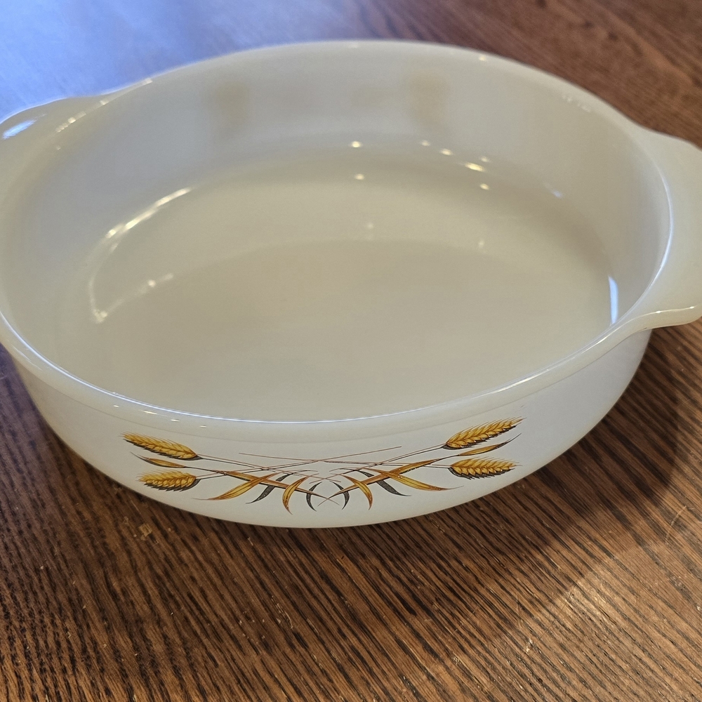 Anchor Hocking White Baking Dish with Gold Wheat Design